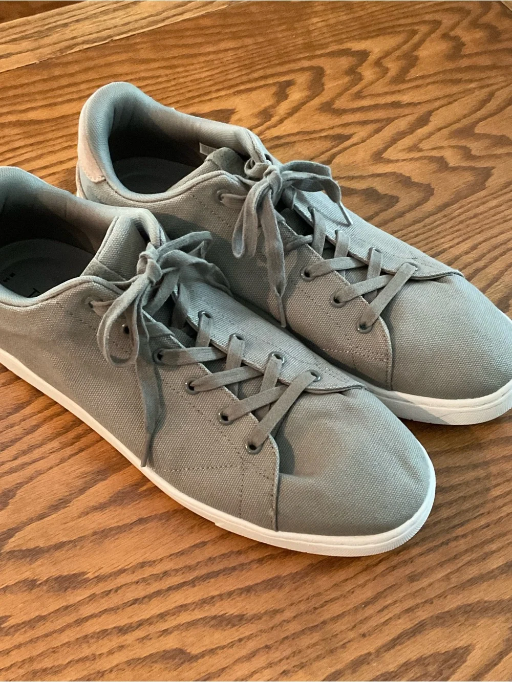 Toms Men’s Sage Green Canvas Top Lace Up Sneakers, Sz 14